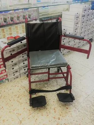 Hasta engelli sandalyesi