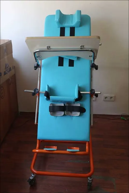 Standing table ayakta dik durma sehpası sedye olabilen 5-8 yaş arası