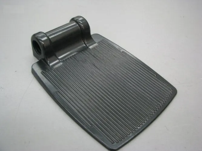 Leo Tekerlekli Sandalye Metal Ayak Koyma Ergonomik Tasarım
