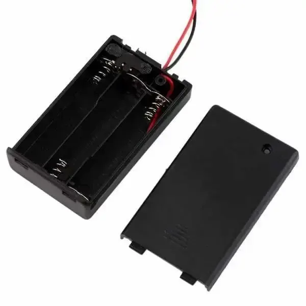 3'lü AA Pil Yuvası (Kapaklı ve Switchli)